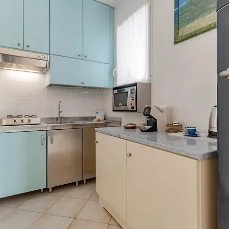 H11 Casapa Parcheggio - アパート